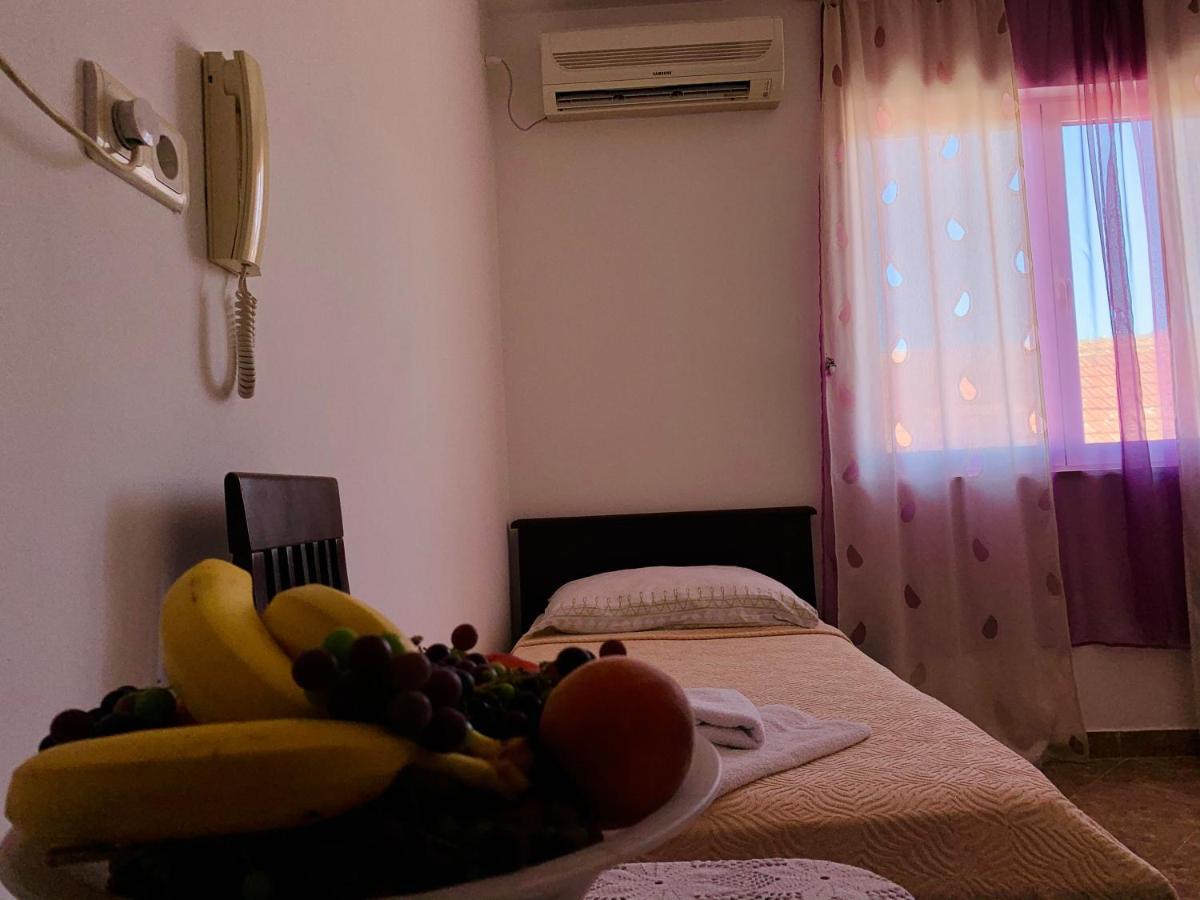 Apartmani Mina ヘルツェグ・ノヴィ エクステリア 写真