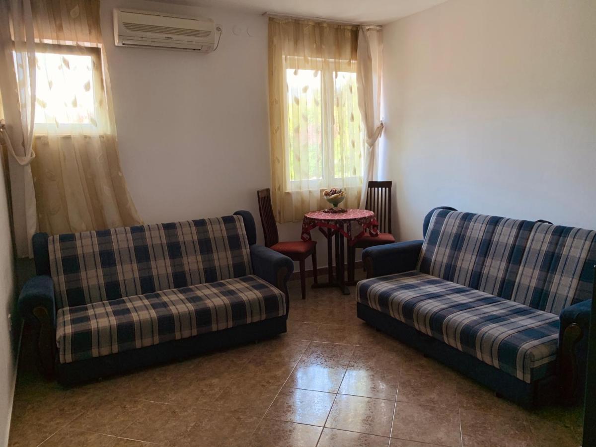 Apartmani Mina ヘルツェグ・ノヴィ エクステリア 写真